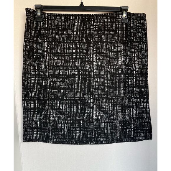 Worthington Modern Knit Black and White Short Skirt Size XL - Picture 1 of 7